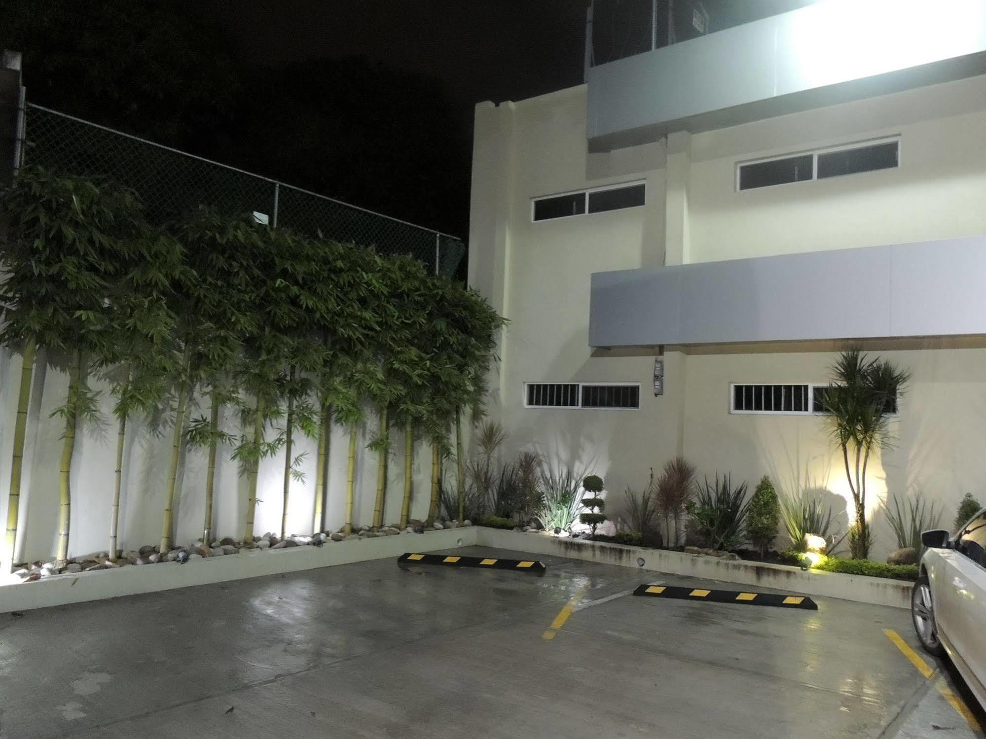 Hotel Metropolitano Tampico Buitenkant foto