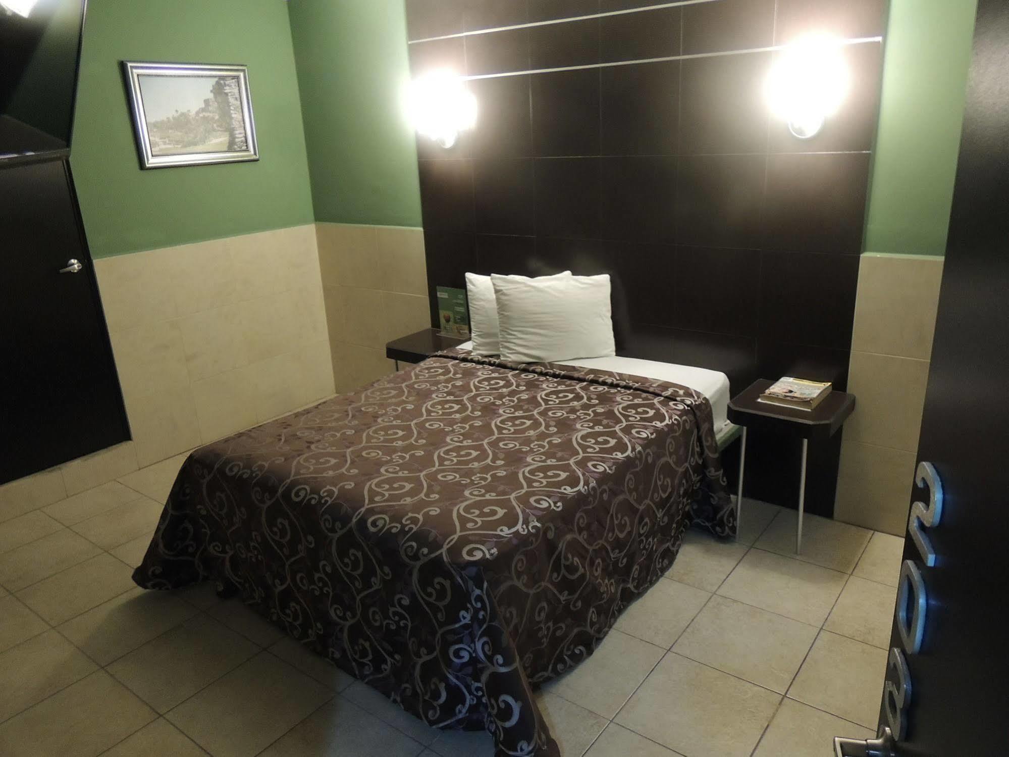 Hotel Metropolitano Tampico Buitenkant foto