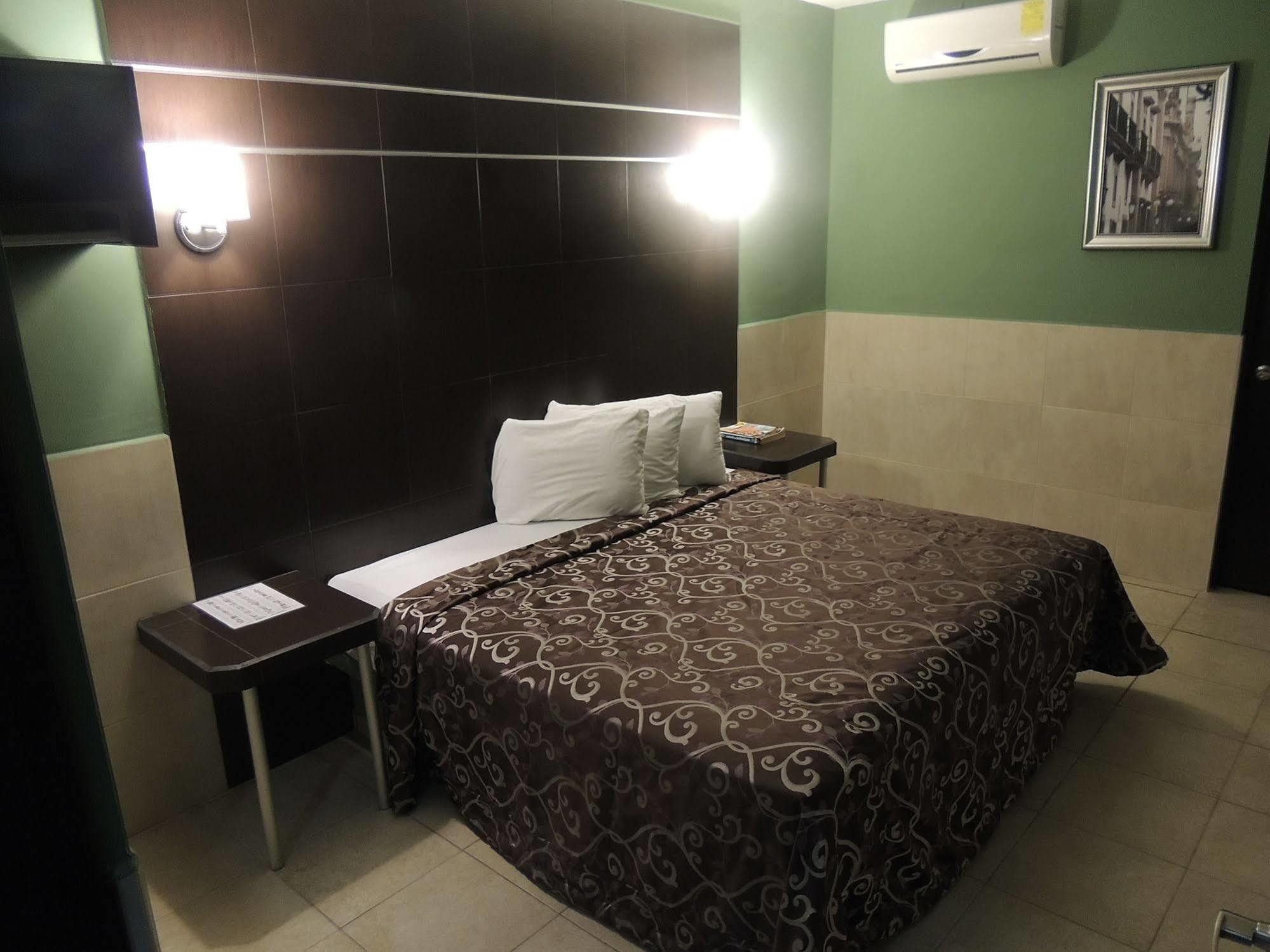 Hotel Metropolitano Tampico Buitenkant foto